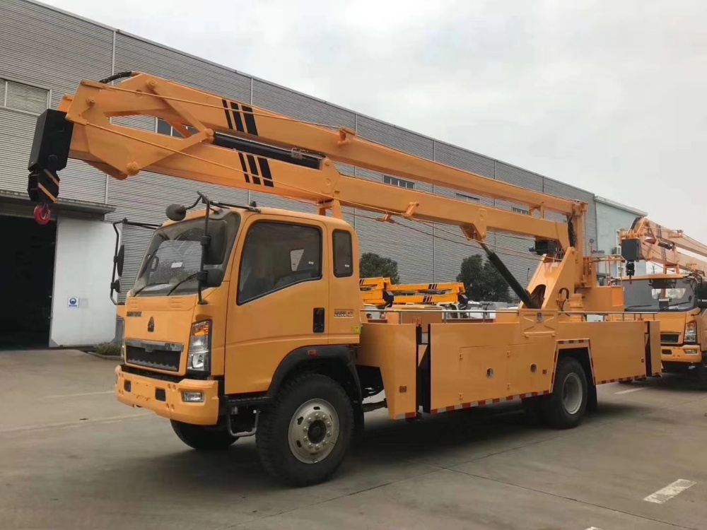 HOWO aerial working platform truck _副本