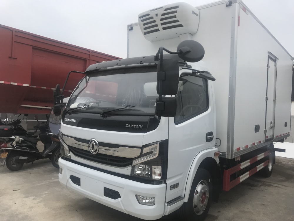 dongfeng refrigerated truck 5T_副本